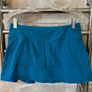 Lululemon pace rival skirt